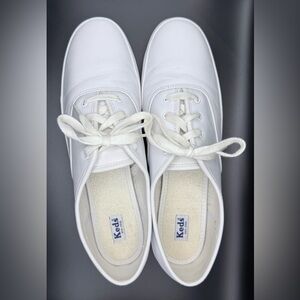 Keds Champion White Leather Sneakers 9.5 Classic Minimalist Clean Girl Aesthetic